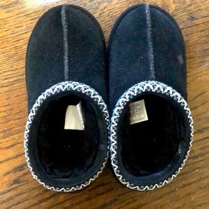 Almost new kids uggs